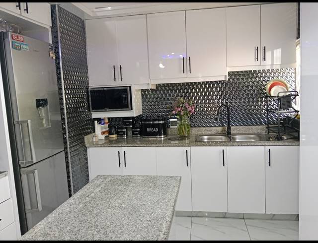 3 BEDROOM HOUSE FOR SALE IN NORTHDALE
